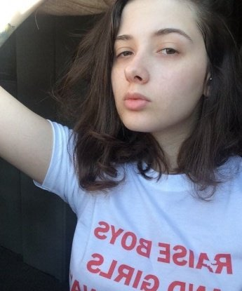 Я креативная и нежная, всегда готовая погрузить вас в мир сладких удовольствий. В Москве возможно все, и со мной ты сможешь испытать все, о чем только мечтаешь. У меня настоящий опыт, который позволит нам исследовать все грани сексуальных фантазий. Фото в моем профиле – настоящие, как и мои отзывы. Жду встречи с тобой, чтобы сделать наше время в Москве незабываемым. 💋 Даяна